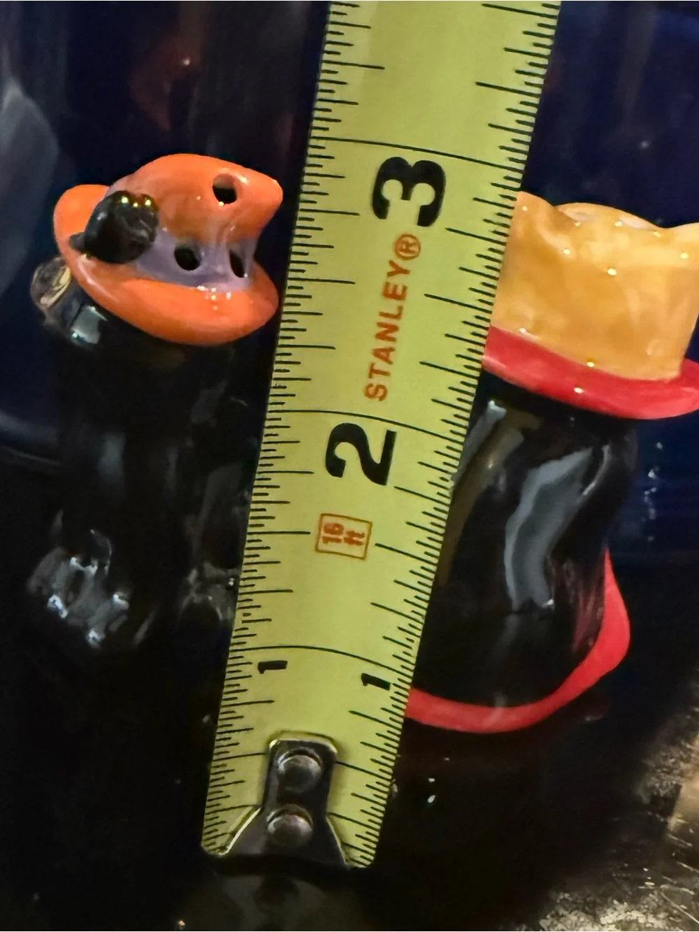 Ceramic Halloween Cat Salt and Pepper Shakers - Black & Orange